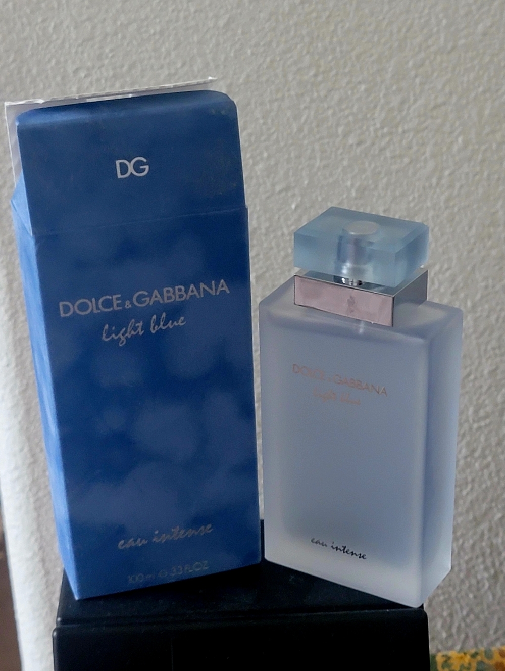 NIB Dolce & Gabbana Light Blue Intense